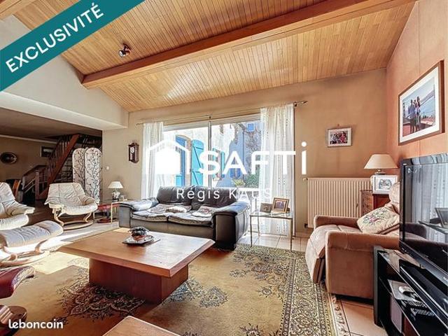 Maison 5 pièces 181 m²