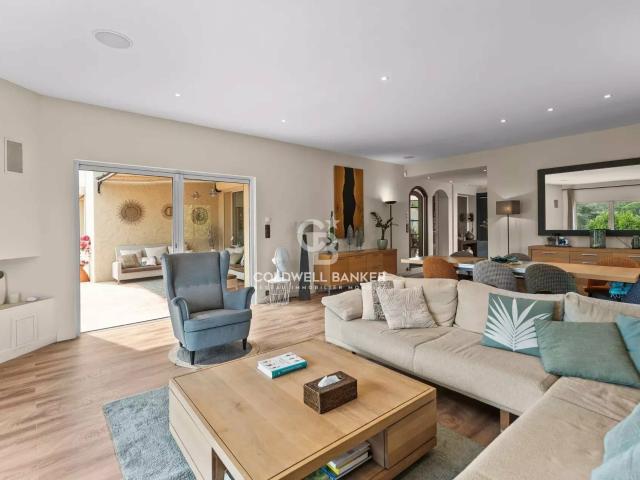 Maison 5 pièces 181 m²