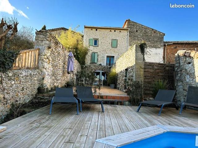 Maison 5 pièces 181 m²