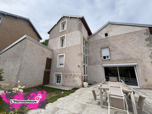 Maison 5 pièces 182 m²