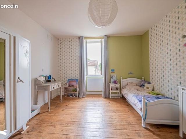 Maison 5 pièces 182 m²