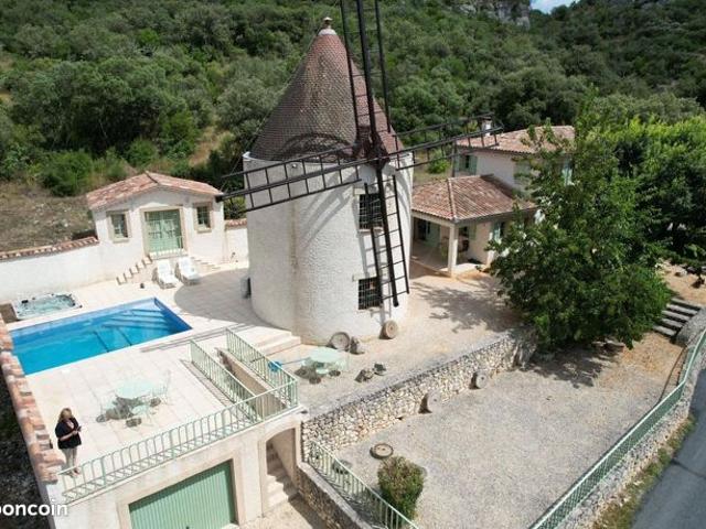 Maison 5 pièces 182 m²