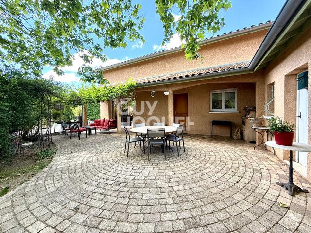 Maison 5 pièces 182 m²