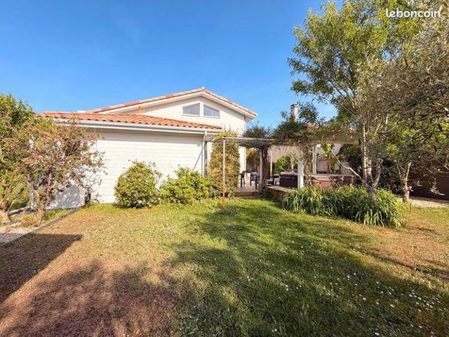 Maison 5 pièces 182 m²
