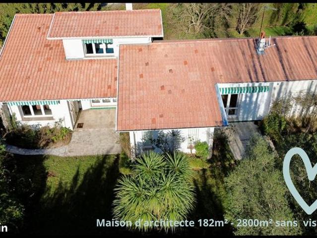 Maison 5 pièces 182 m²