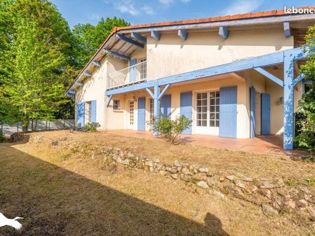 Maison 5 pièces 182 m²