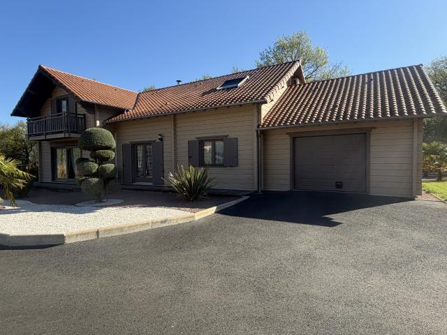 Maison 5 pièces 183 m²