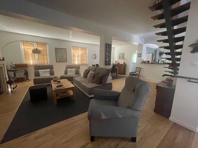Maison 5 pièces 183 m²