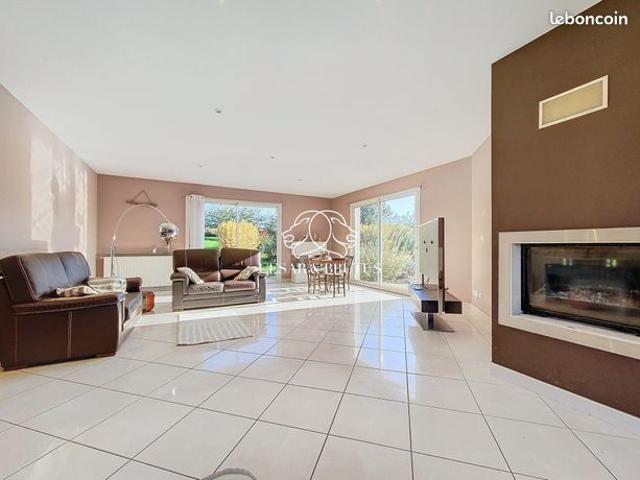 Maison 5 pièces 183 m²