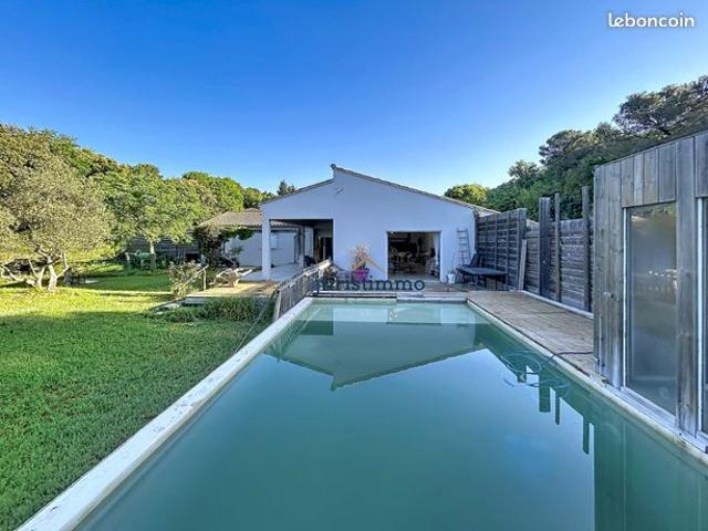 Maison 5 pièces 194 m²