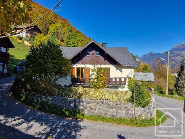 Maison 5 pièces 194 m²
