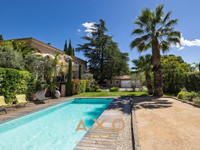 Maison 5 pièces 194 m²