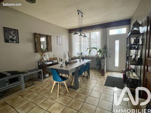 Maison 5 pièces 194 m²