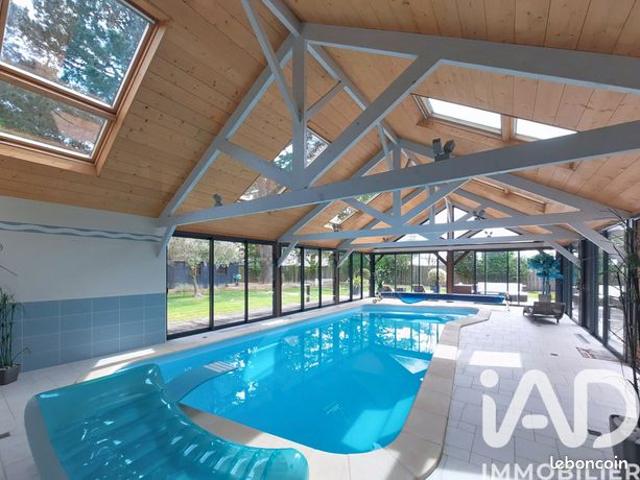 Maison 5 pièces 194 m²