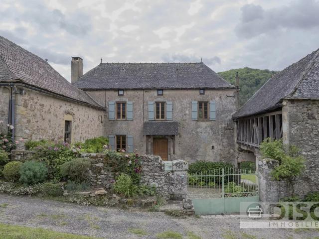 Maison 5 pièces 194 m²