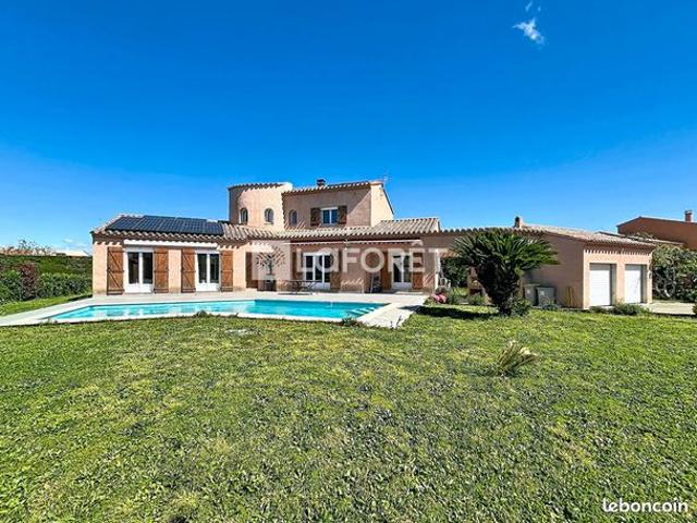 Maison 5 pièces 194 m²