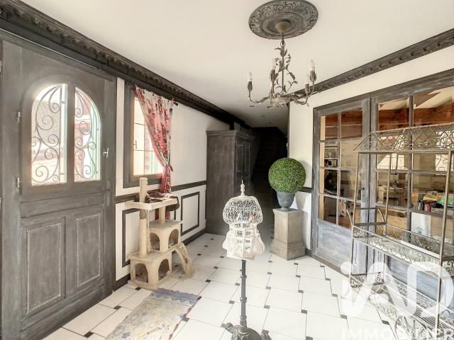 Maison 5 pièces 194 m²