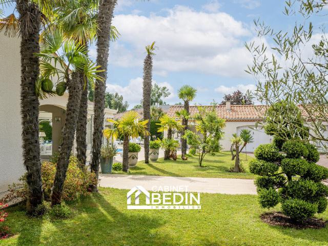 Maison 5 pièces 195 m²