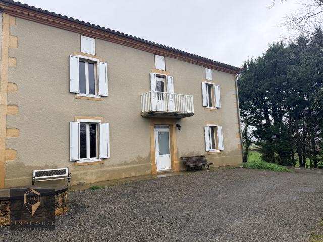 Maison 5 pièces 195 m²