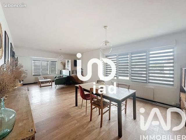 Maison 5 pièces 195 m²