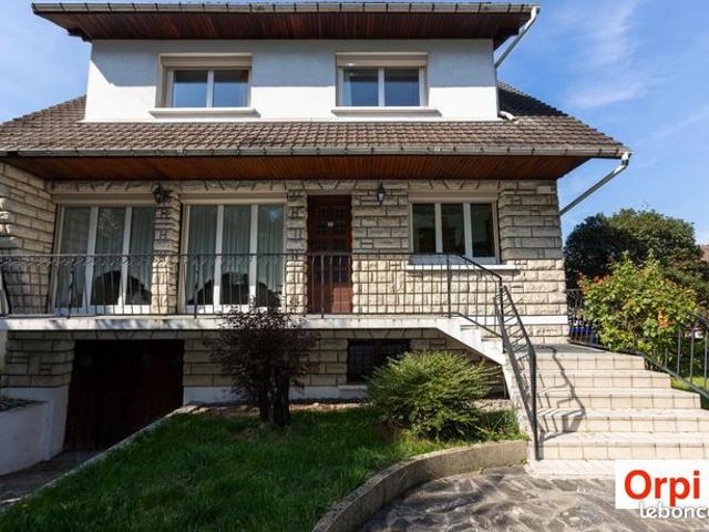 Maison 5 pièces 195 m²