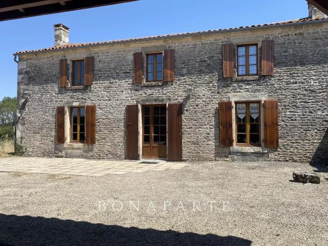 Maison 5 pièces 195 m²
