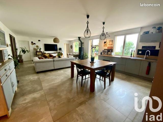Maison 5 pièces 195 m²