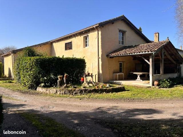 Maison 5 pièces 195 m²