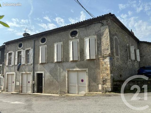Maison 5 pièces 195 m²