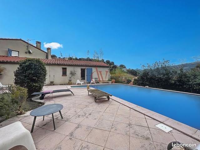 Maison 5 pièces 195 m²