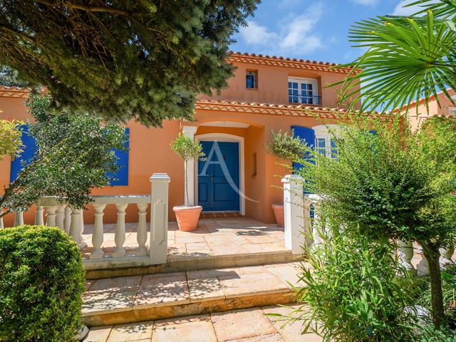 Maison 5 pièces 195 m²