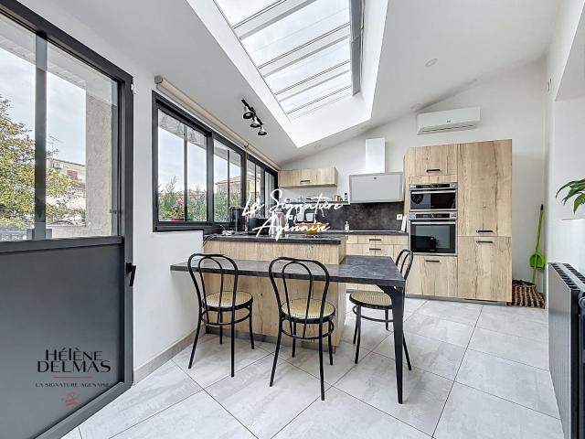 Maison 5 pièces 195 m²