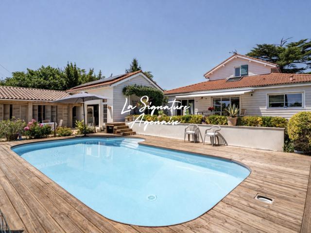 Maison 5 pièces 196 m²