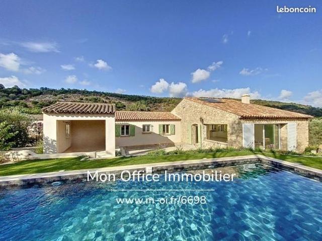 Maison 5 pièces 196 m²
