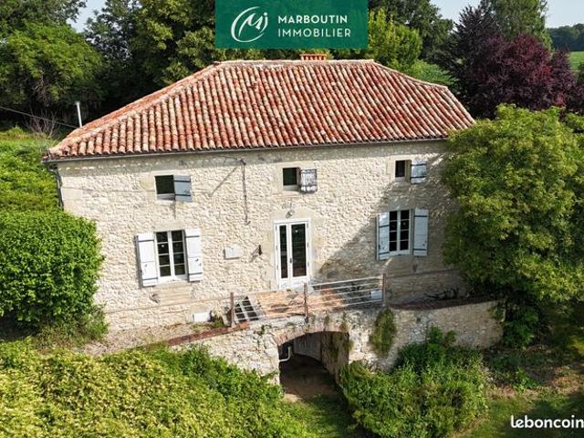 Maison 5 pièces 196 m²