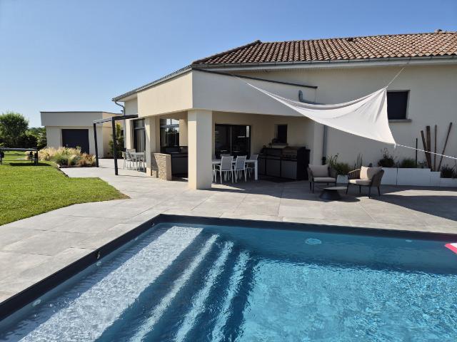 Maison 5 pièces 197 m²