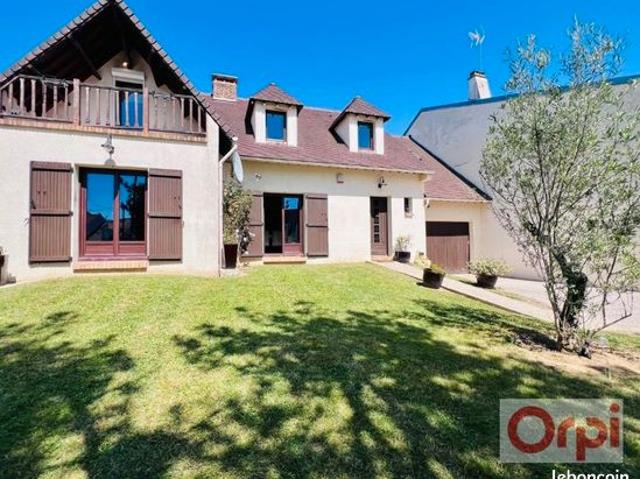Maison 5 pièces 197 m²