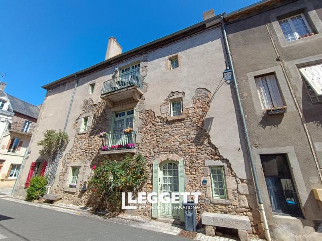 Maison 5 pièces 197 m²