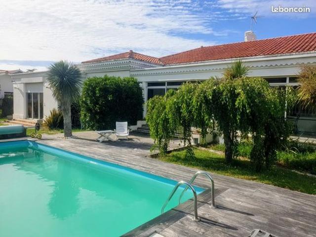 Maison 5 pièces 197 m²