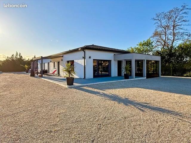Maison 5 pièces 160 m²