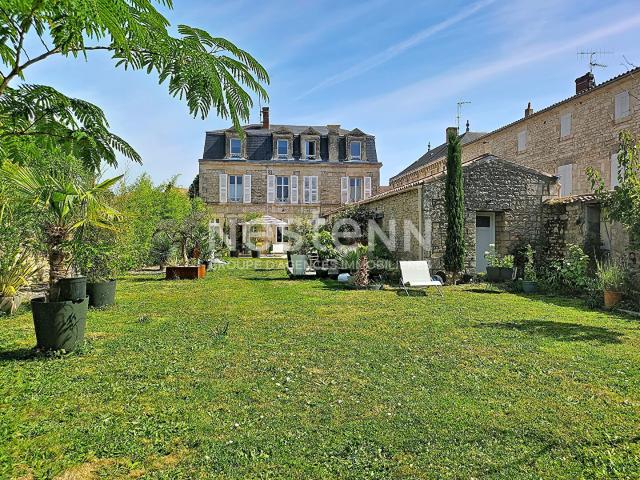 Maison 5 pièces 197 m²