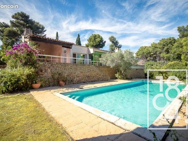 Maison 5 pièces 197 m²