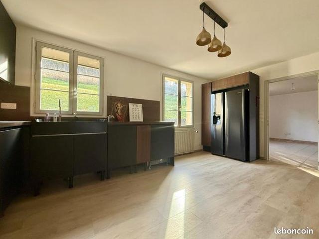 Maison 5 pièces 197 m²