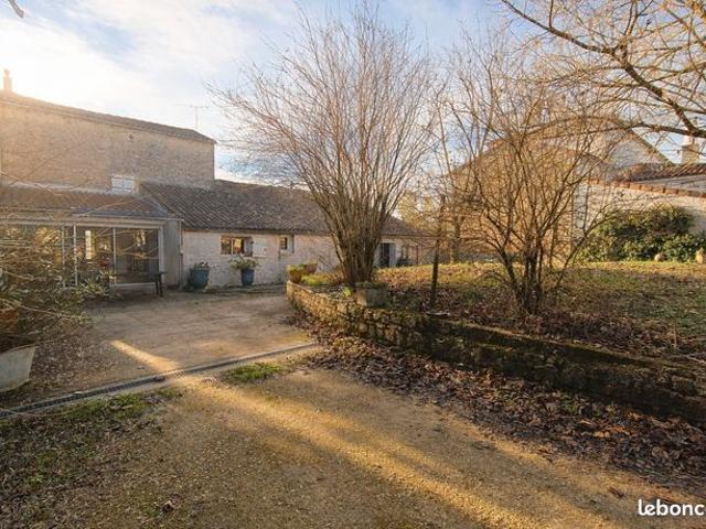 Maison 5 pièces 197 m²