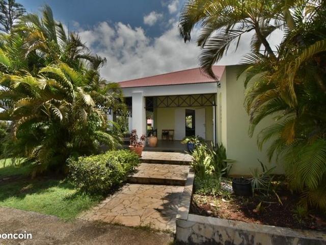 Maison 5 pièces 197 m²