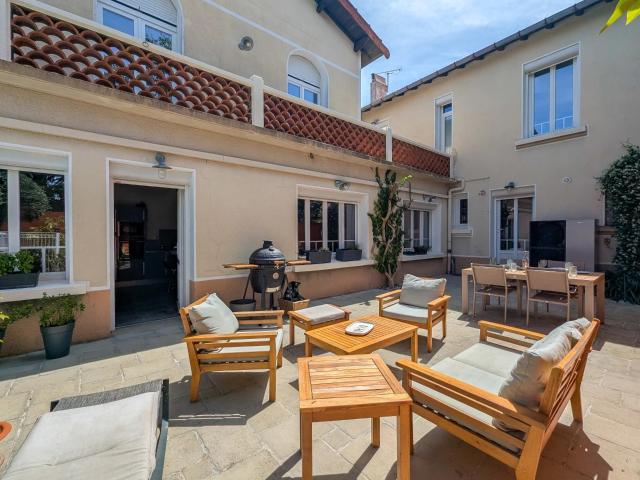 Maison 6 pièces 198 m²