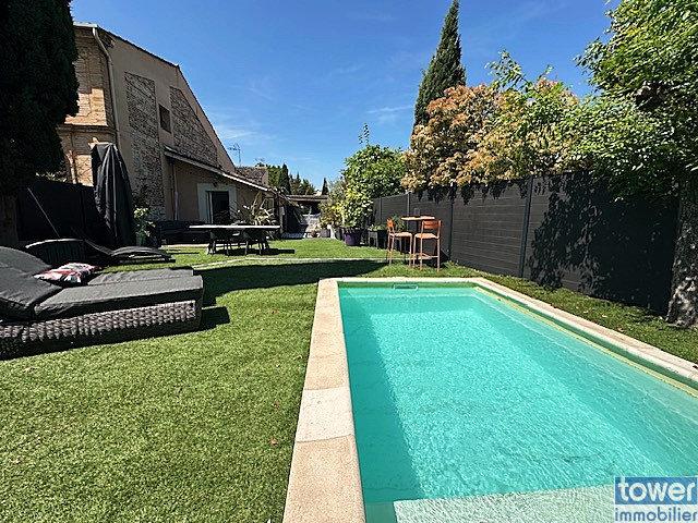 Maison 5 pièces 198 m²