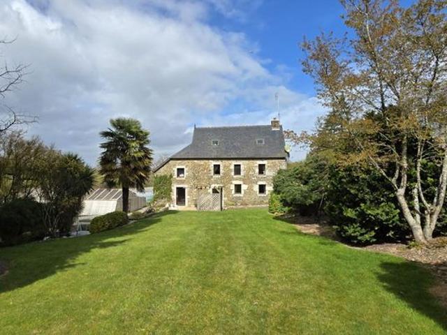 Maison 6 pièces 198 m²