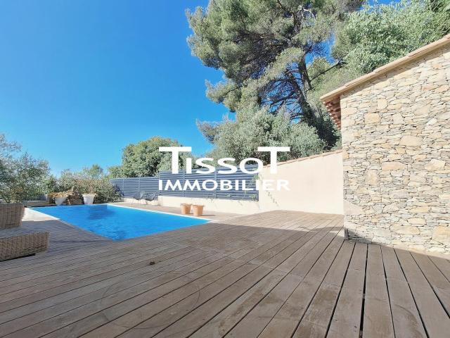 Maison 5 pièces 198 m²