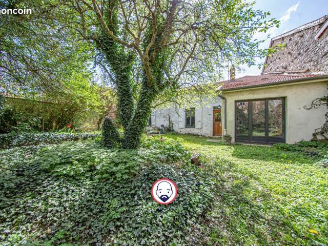 Maison 5 pièces 198 m²